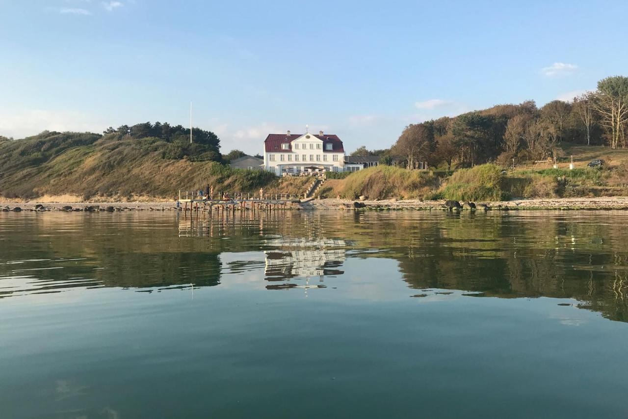 Strandhotel Rosnaes 3*