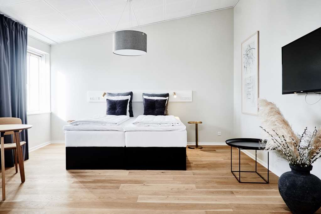 Strandhotel Rosnaes Отель Калуннборг